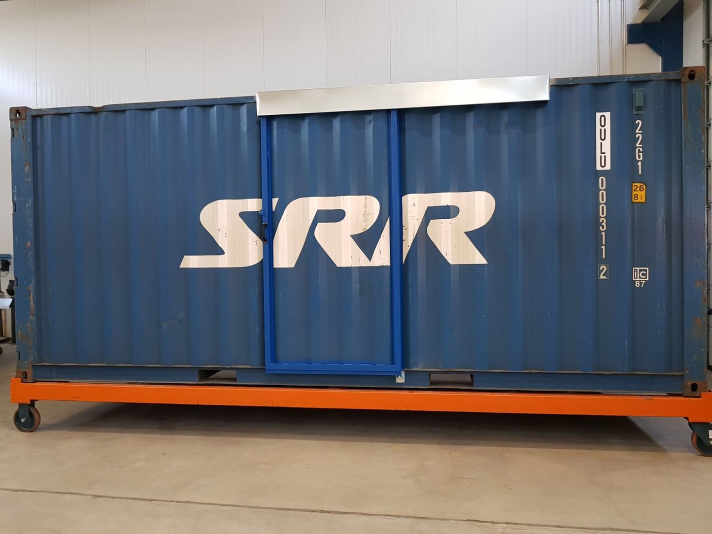 20ft Hi Cube Container (9′ 6″ high) suitable for IBC storage Sliding Door image 4