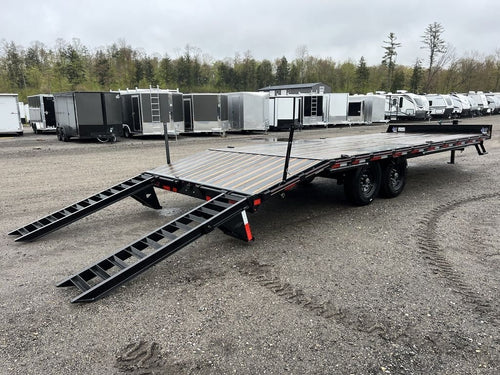 2024 Diamond Deckover Equipment Trailer image 0