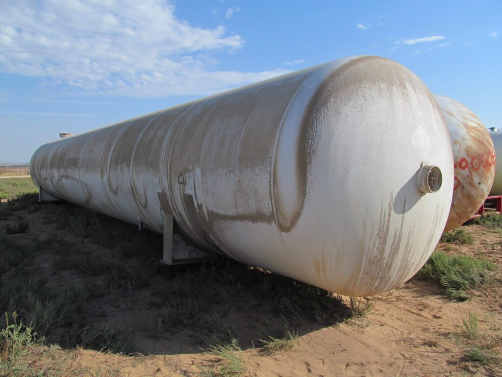 30000 Gallons image 1