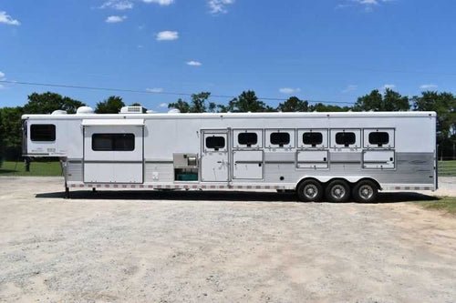 2005 Sundowner Sunlite 6LQ Horse Trailer with 11′ Short Wall 725 Grand Sierra 8612GLQ MidTack image 0